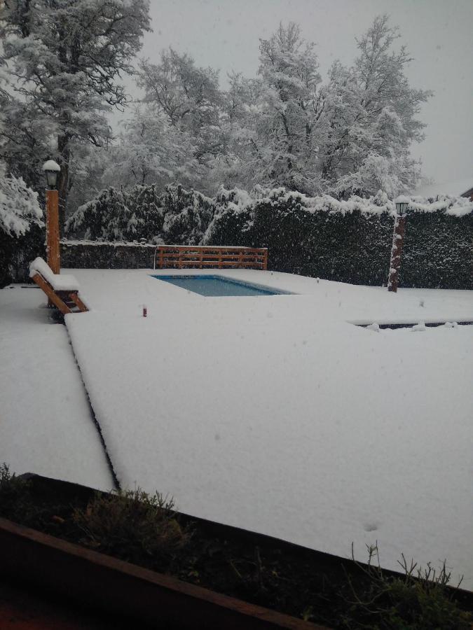 Hosteria Maiten Escondido 维拉·拉·安古斯图拉 外观 照片