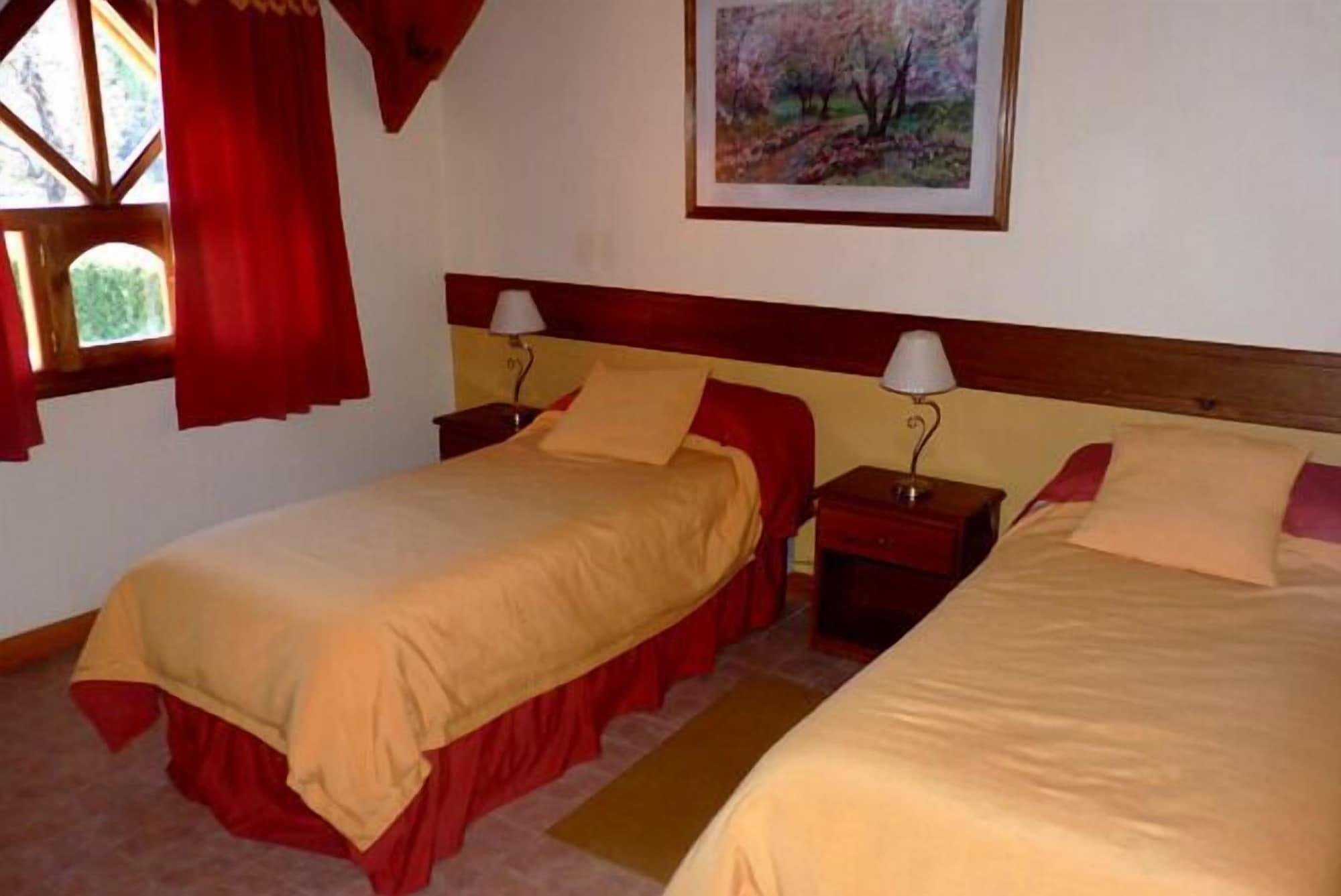 Hosteria Maiten Escondido 维拉·拉·安古斯图拉 外观 照片