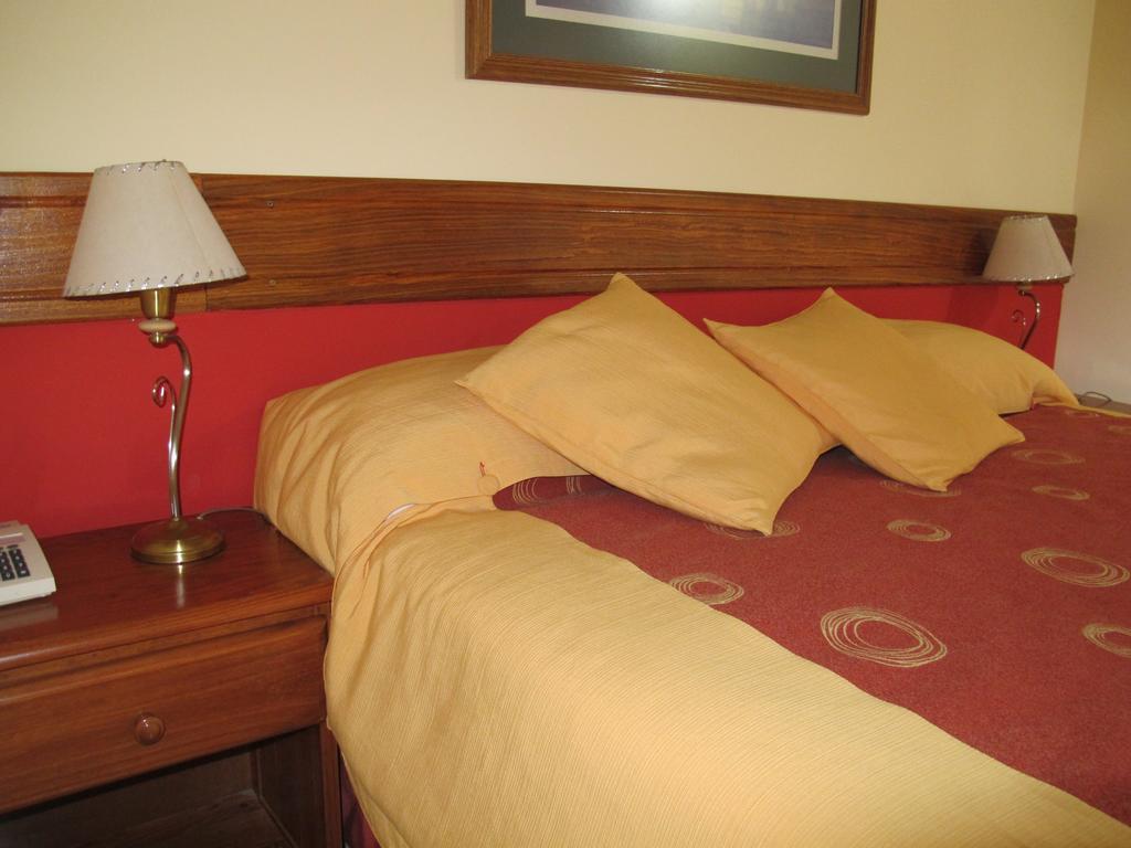 Hosteria Maiten Escondido 维拉·拉·安古斯图拉 客房 照片