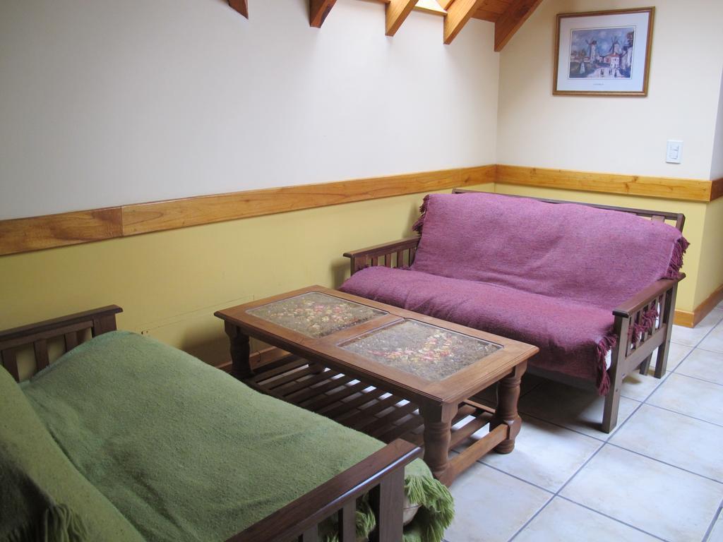 Hosteria Maiten Escondido 维拉·拉·安古斯图拉 外观 照片